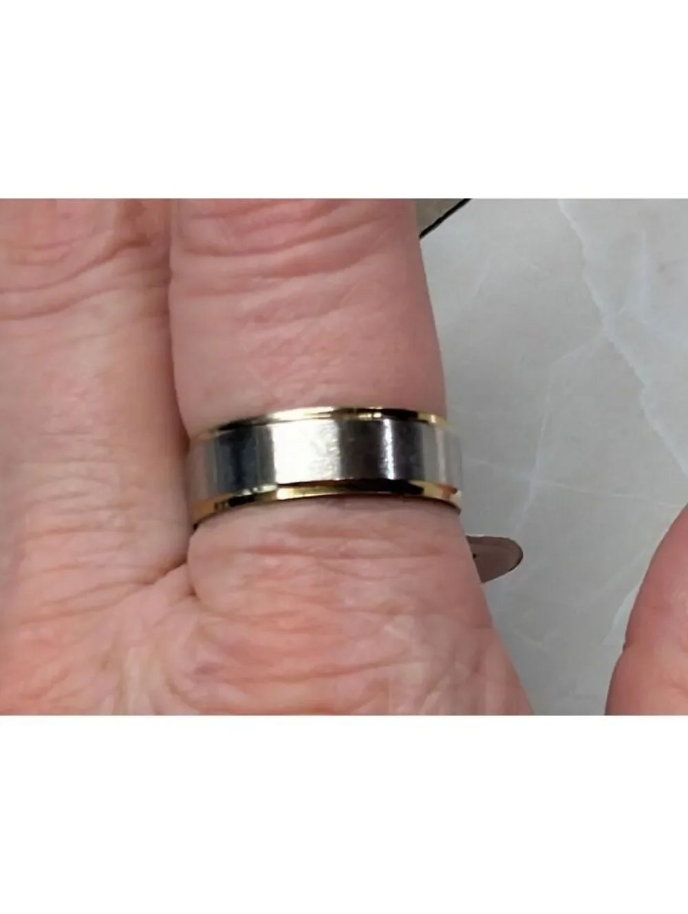 New Mens Size 11.5 Two Gold Silver Tone Stainless Steel Band Ring Wedding Thumb
